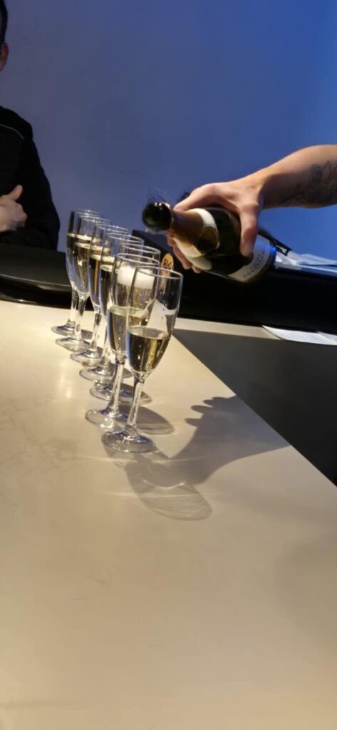 06dcdc11-55cf-43d6-a3b0-ef36437f64d4